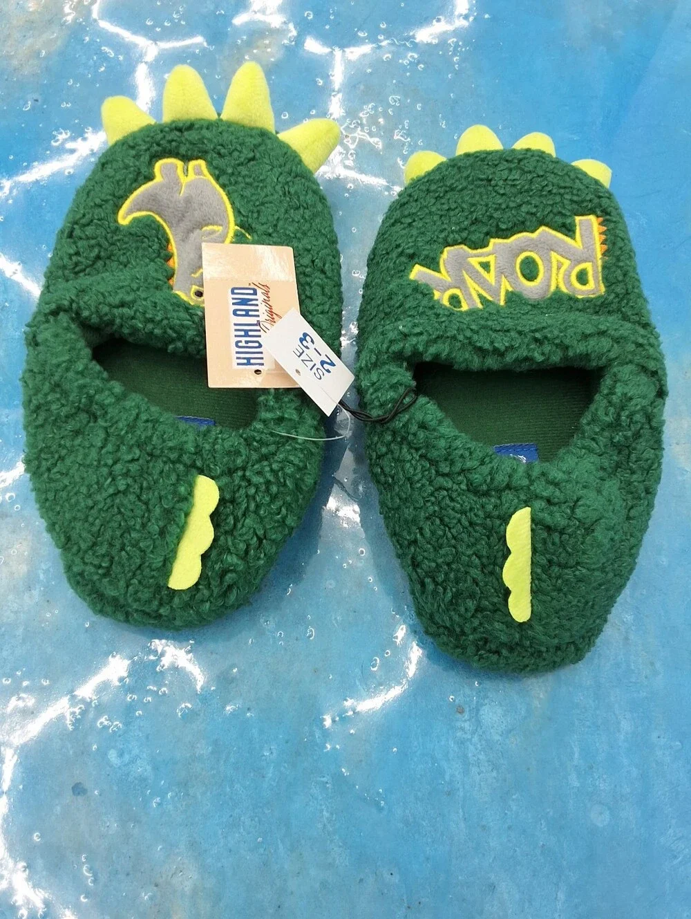 Kids Boys Dinosaur Slippers Dino Feet Plush House Shoes Green, Size 2-3, NWT